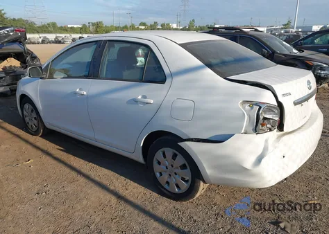 2010 Toyota Yaris из США, поврежденный, VIN JTDBT4K36A1379466